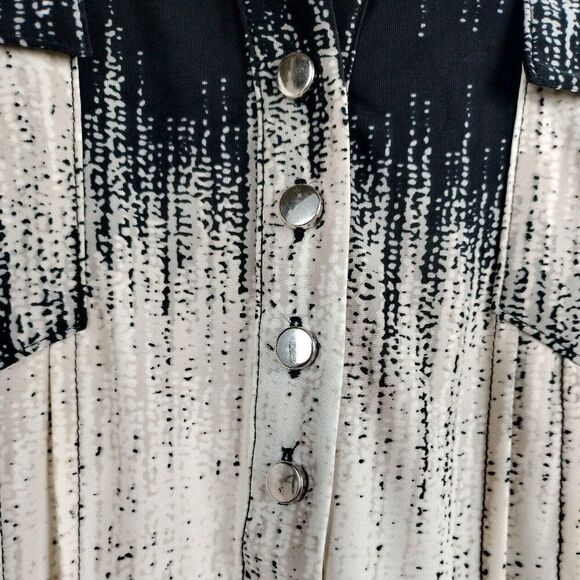 Cocomo Women's Size XL Black Ivory Multi Color Geo Print Pintuck 3/4 Sleeve Top - Picture 4 of 8